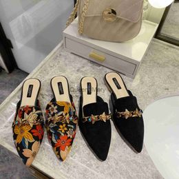 Slippers 2022 New Luxury Women Slippers Pointed Toe Rubber Flat Designer Slides Footwear Fashion Casual Lady Mules Shoes Zapatos De Mujer J230621