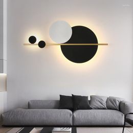 Wall Lamps Modern Simple LED Living Room Sofa Bedroom Bedside Lamp Nordic Home Decor Designer Corridor El Iron Lights