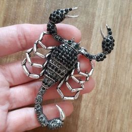 Pins Brooches Retro Scorpion Brooch Pin Vintage Women Crystal Scarf Clip Accessories 230621