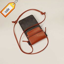 Top Designer Handbag Shoulder Bags Crossbody Bag Tote Mobile bag Mini 2023 Network Red Lisa Same Leather One Shoulder Mobile phone bags Women's Factory Direct Sale