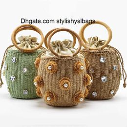 Stuff Sacks 2021 New Handmade Rhinestone Crystal Embellished Straw Bag Small Bucket Lady Travel Purses and Handbags