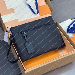 Men Designer Bags TAKEOFF Clutch Bags Handbag TOTES Storage Bags TOP Mirror Quality M69837 M81735 M81029 Purse