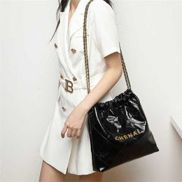Garbage Bag Autumn and Winter New Real Cowhide Chain Bag Personalized Letter Water Bucket Bag Light Luxury Women's Bag 60% Factory Outlet Sale