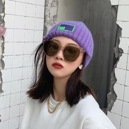 Beanie Skull Caps Personality Street Colour Letter Label Winter Knitted Hat for Woman Purple Yellow Pink Orange Hats Warm Cap Bonnets 230621