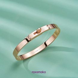 Clic H Armband zum Verkauf neuer Diamantfreies KEYS -Armband Gold plattiert Ins Wind Drehschalter Frauen mit Geschenkbox