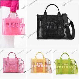 Designer de estilo de bolsa rosa Barbie Macaron Candy Color Tote Bags Barbiecore Mesh Alfabeto portátil Crossbody Luxo Moda Mulher Summer Beach Bag Bolsa