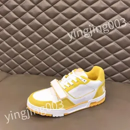 2023 new top Hot Designer sneakers Plate-forme shoes Pop color matching Running Shoes thick sole trend light fashion all match color cool casual lace-up Dad shoes