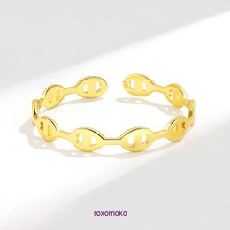 8A Wholesale Designer H home Bracelets online shop INS Cold Wind Pig Nose Opening Bracelet Female Brass Plated 18k Gold Bangle Handpiece With Gift Box