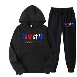 Tracksuit Trapstar Brand Printed Sportswear Men's t Shirts 16 Colors Warm Two Pieces Set Loose Hoodie Sweatshirt Pants Design of motion 669ess