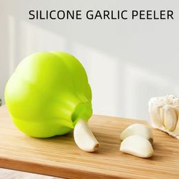 1pc Silicone Garlic Peeler,Quick and easy kitchen tools