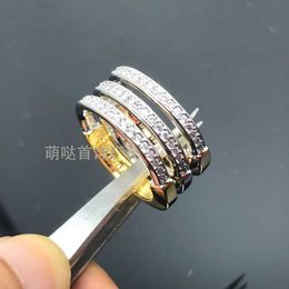 Designer Brand Lock U-shaped Dual Color Ring Single Row Diamond Personalized Versatile V Gold 925 Silver Plated Fashion Ornament Womens