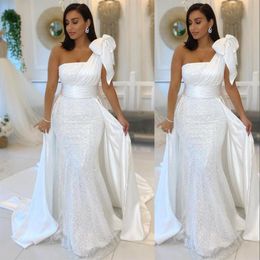 2021 Bling Sexy Mermaid Wedding Dresses One Shoulder With Bow Sequined Lace Sweep Train Plus Size Sequins Formal Bridal Dress vest257f