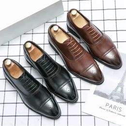 New Men Shoes Fashion Trend Solid Colour PU Classic Hollow Carved Lace Comfortable Business Casual Oxford Shoes