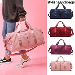 stylisheendibags Totes Sport outdoor lulu womens gym Duffel Bag 2sizes High capacity Crossbody designer keepall bag Woman mens nylon purse Luxury tote handbag