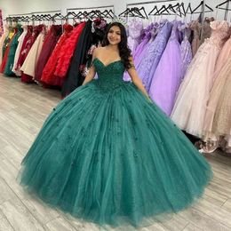 2023 Quinceanera Dresses Shiny Emerald Green Ball Gown Off Shoulder Crystal Beads 3D Flowers Lace For 15th Birthday Party Prom Dress Floor Length