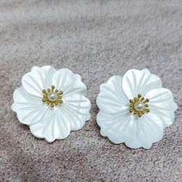 Stud Earrings 32MM Mother Of Pearl White Fower Bridesmaids Jewellery Medium Size Detachable Studs Hawaiian Island