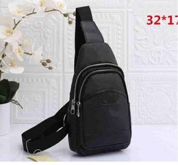 Designer Cross Body Avenue Sling Bag Men Women Blue Black Backpacks Shows Oxidised Leather Business Handbags Totes Messenger Wallets