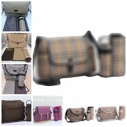 Borse per pannolini per neonati Borsa per pannolini per mummia impermeabile bambino neonato Cerniera Stampa scozzese marrone Vendita Zaino Messenger Impilatori di pannolini Tote Contenitore interno Hobos Papà Dry Bag