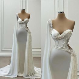 Pearls Mermaid Wedding Dress One Shoulder Long Sleeve Satin Illusion Bridal GownsTiered Pleats vestido de noiva Custom Made227c