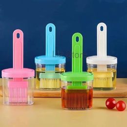 Silicone BBQ Oil Brush Press Type All-In-one Oil Brushes With Bottle Food Bread Cake Cream Butter Brush Kitchen Baking Tools TH0655