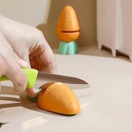 1pc Multifunctional Sharpening Stone, Quick Sharpener, Cute Carrot Mini Sharpener, Kitchen Gadgets