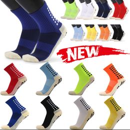 football socks free shipping Star style soccer team sports socks mens professional mid tube towel bottom basketball socks skid rubber grips elite socksait Unisex