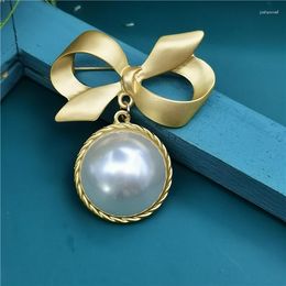Brooches Vintage Brooch Pearl Bow Ins Matte Women's Anti Light Silk Scarf Button