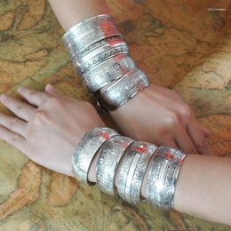 Bangle Gypsy Ethnic Square Flower Metal Carved Wide Bangles Tibetan Silver Color Vintage Retro Tribal Bracelet Cuff For WomenBangle Raym22