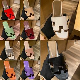 Flat Sandales Designer Sandals Genuine Leather For Women Slippers Luxury Coach Slides Summer Famous Sandal Mules Ora DHgate Slipper Croc Beach Shoe