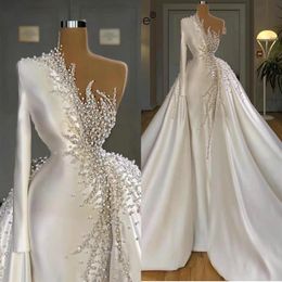 Gorgeous Dubai Arabic Mermaid Wedding Gowns With Detachable Train Elegant Satin Pearls Formal Church Bridal Dress One Shoulder Lon317K