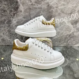 2023 new top Hot Fashion Shoes White Black Dream Sneaker womens and mens Rubber Sole Soft Calfskin Leather Lace-up Trainers