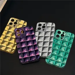 Luxury Plating Plaid Print Vogue Phone Case for iPhone 14 13 12 Pro Max Durable Slim Full Protective Soft Bumper Square Lattice Back Cover Shockproof