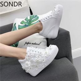 2023 Womens PU Leather Rhinestones Lace Flowers Wedge Hidden High Heel Sneakers Shoes Lace Up Black White Girls