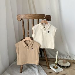 Polos Bordados T-shirt Infantil Urso Fofo Coreano Estilo Verão Menino Menina Roupas Sólido Manga Curta Polo Infantil 230625