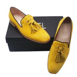 Fashion Yellow Velvet Shoes For Men Luxury Tassel Loafers Handmade Dress Shoes Slippers Moccasins Male Casual Shoes