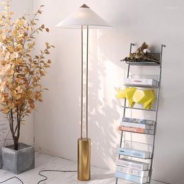 Floor Lamps Nordic Minimalist Fabric Hat Lamp Led Living Room Home Decor Standing Light Indoor Lighting Loft Bedroom Bedside