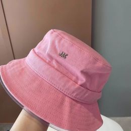 2023 Designers Mens Womens Bucket Hat Casquette Bob Wide Brim Hats Sun Prevent Bonnet Beanie Baseball Cap Snapbacks Outdoor Fishing Dress Beanies