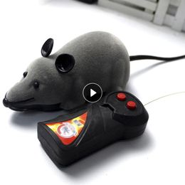 Cat Toys Plush Mouse Mechanical Motion Rat Wireless Remote Electronic Rat Kitten Novelty Funny Pet Supplies Pets Gift Cat Toys Cat Puppyt 230625