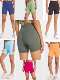 067 LU SOLID Kort Hög midja Sport Yoga Leggings Fitness Shorts Pushups Tight Breattable Elastic träning Sportkläder Lu1ulem*ENS Womens Equipment