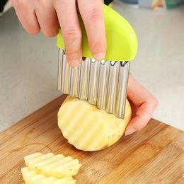 1pc Stainless Steel Potato Cutter, French Fries Cut, Potato Wave Knife, Kitchen Gadgets, Corrugated Knife, Kitchen Tool