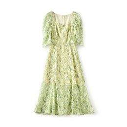 2023 Summer GreenFloral Print Dress Manica corta Collo quadrato Abiti casual al ginocchio W3L049201