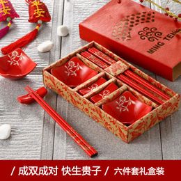 Dinnerware Sets Chinese Tradition Family Solid Wood Happiness Couple Chopsticks Plate Dish Six Ceramic Red Wedding Tableware Set Gift Box