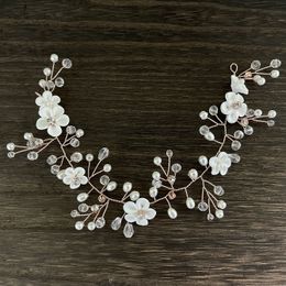 Hübsche weiße handgemachte Blumen Hochzeit Kopfschmuck für Braut Mode Strass Perlen Frisur Stirnband Frauen Abschlussball Zeremonie Weddi275L