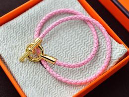 5A Charme Armbänder Hm echtes Leder Langes Armband in Rosa für Frauen mit Staubbeutelbox Größe 16-21 Fendave