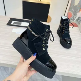 Designer Women Boots Genuine Leather Chain Thick bottom Martin Boot Platform Middle heel Autumn and winter Shoes Size 35-40 With box