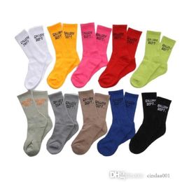 Cotton Socks For Men Women Lovers High Street Graffiti Letters Fashion Medium Tube Hosiery Sports Sock