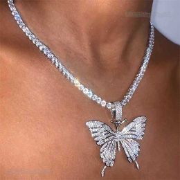 Nuova collana in argento 925 con ciondolo a farfalla per uomo e donna Accessori moda hip-hop Brillante personalità da strada Collana piena di diamanti