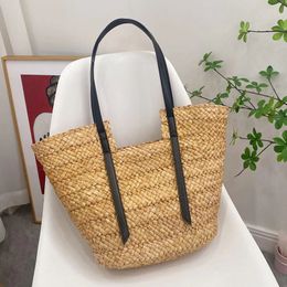 Large Capacity Straw Woven Bag Concave Basket Bag for Women Simple and Versatile Portable Beach Bag