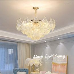 Pendant Lamps LED Modern Creative Warm Romantic Villa Apartment Bedroom Living Room Shell Modelling French Chandelier Restaurant Bar Lighting