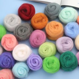 Craft Tools MIUSIE 2050100 Pcs Mixed Colour Wool Tops Roving Fibre Needle Handmade Spinning For DIY Doll Needlework 230625